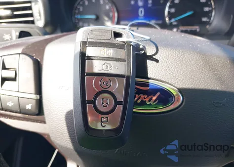 2020 Ford Explorer Xlt z USA, uszkodzony, nr VIN 1FMSK8DH5LGB40411